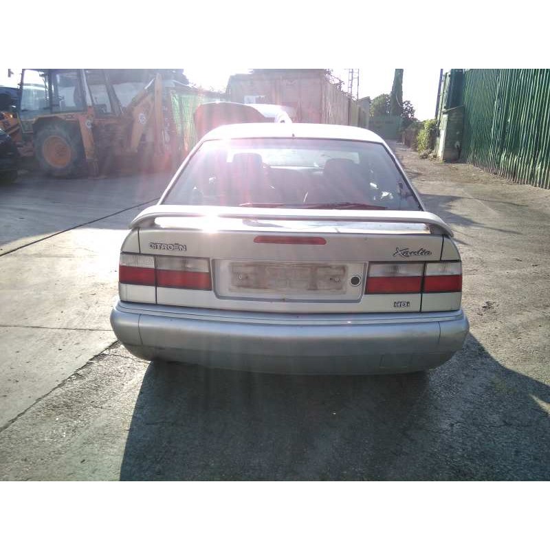 citroën xantia berlina del año 2000