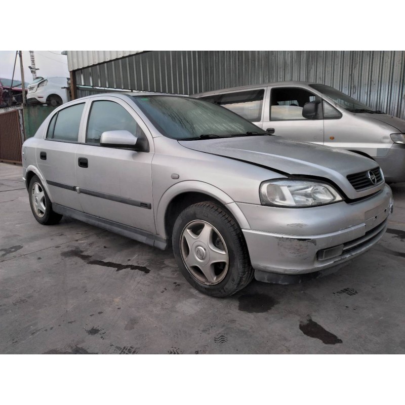 opel astra g berlina del año 1999