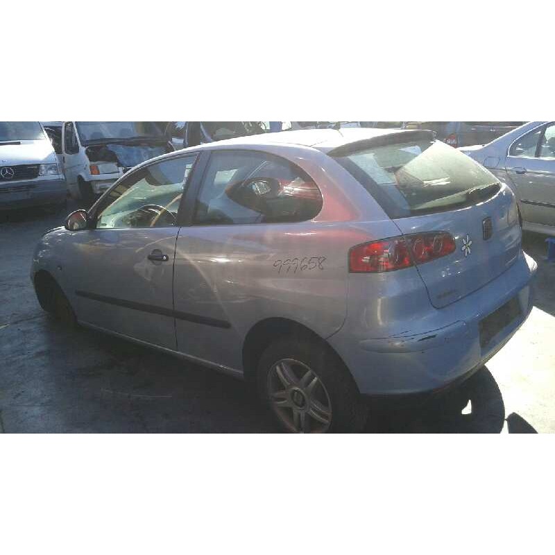 seat ibiza (6l1) del año 2003