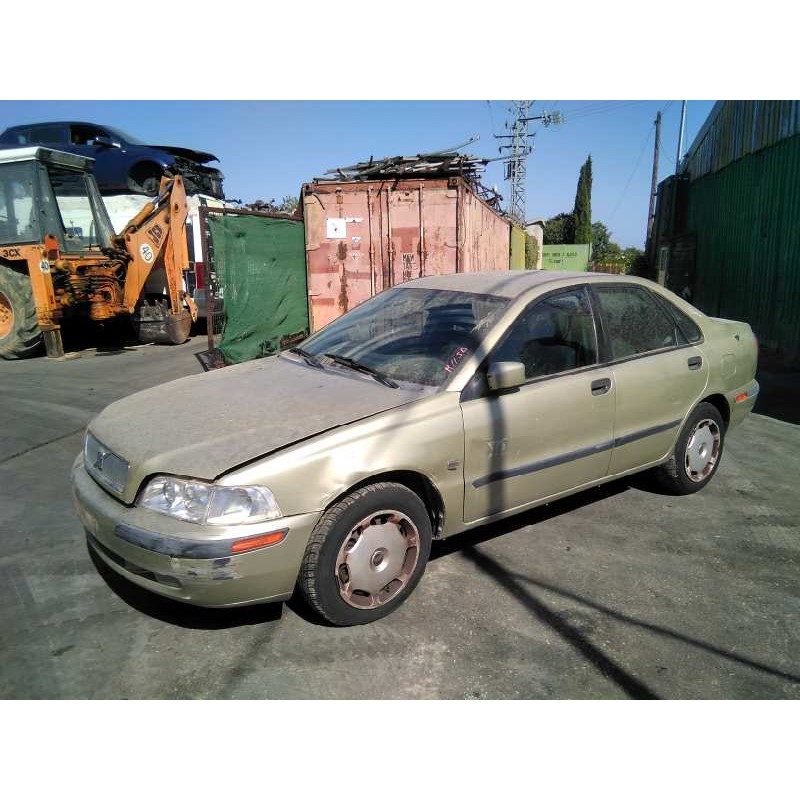 volvo s40 berlina del año 2001