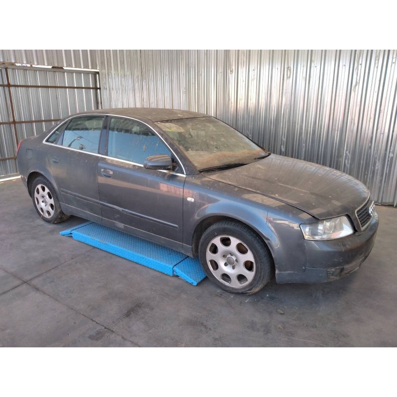 audi a4 berlina (8e) del año 2004