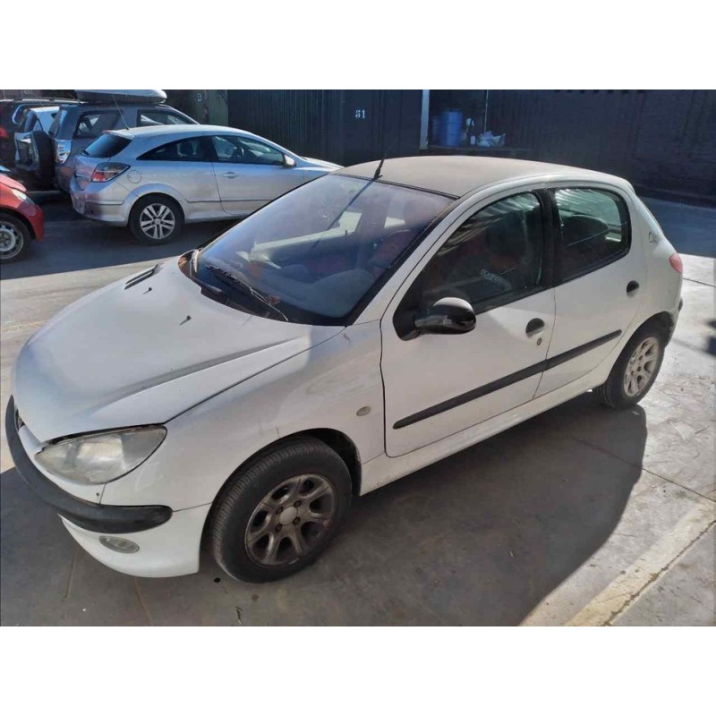 peugeot 206 berlina del año 2002