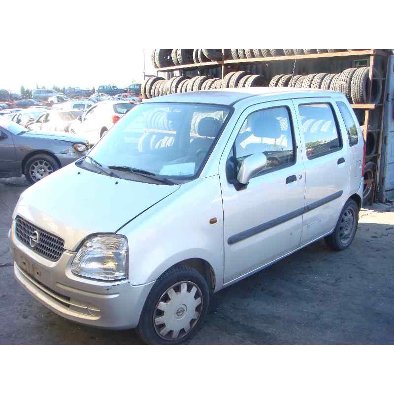opel agila del año 2000