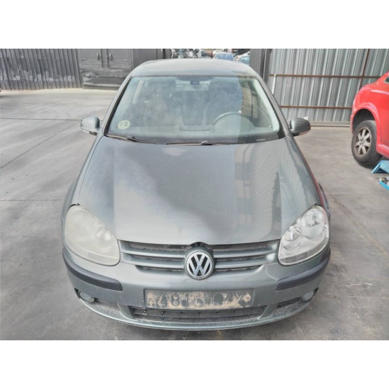 volkswagen golf v berlina (1k1) del año 2004