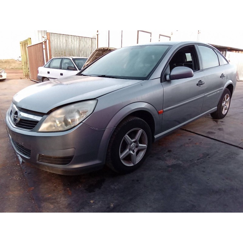 opel vectra c berlina del año 2005