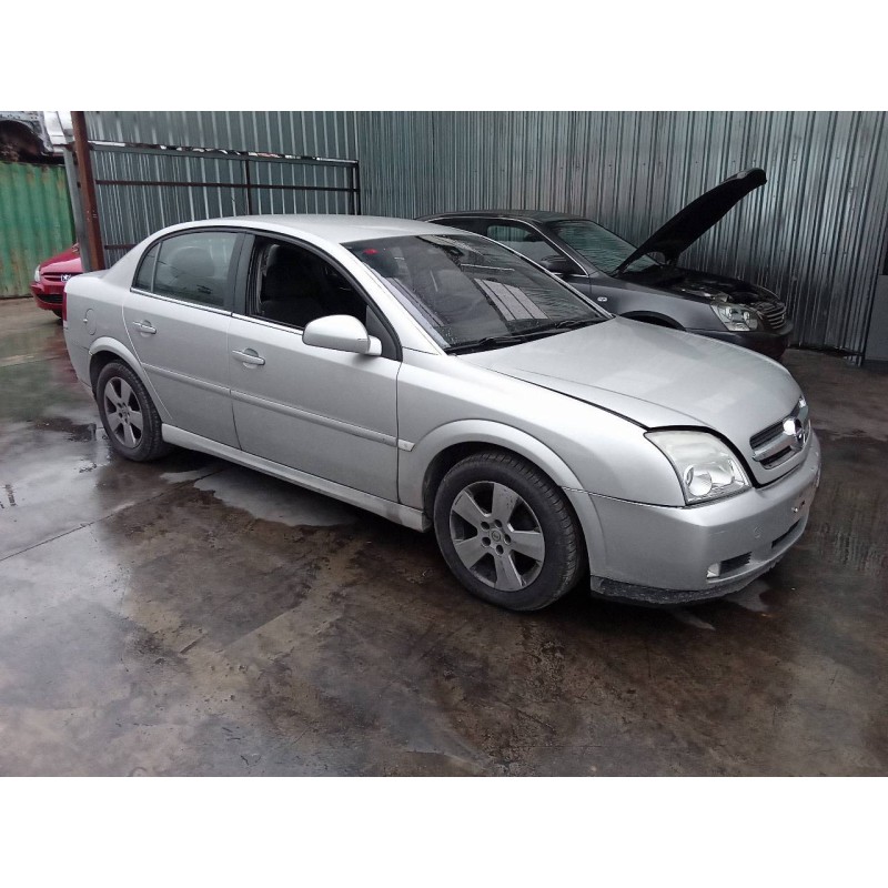 opel vectra c berlina del año 2005