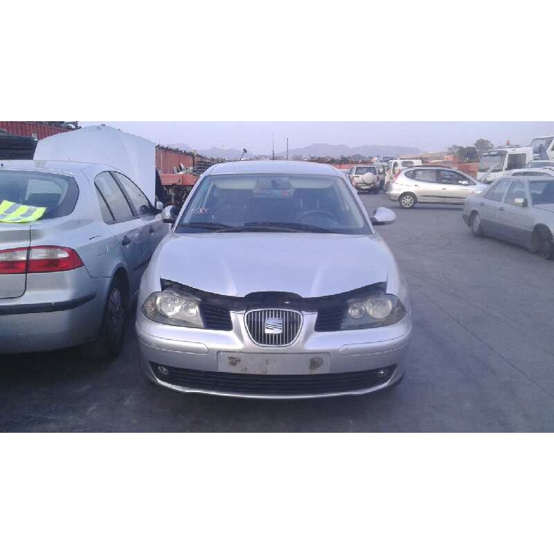 seat ibiza (6l1) del año 2003