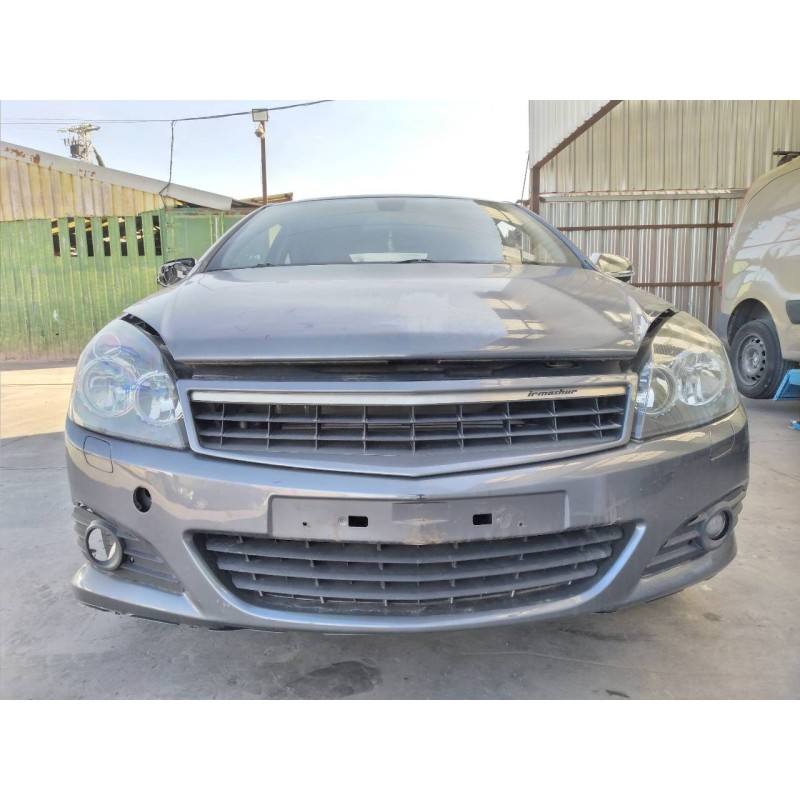 opel astra gtc del año 2005