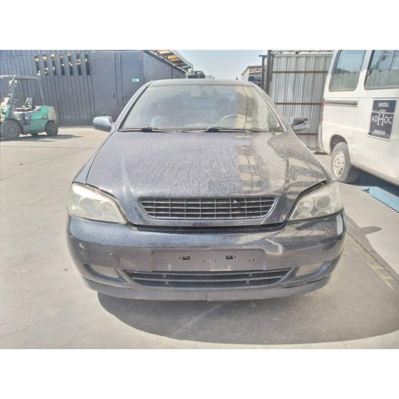 opel astra g coupé del año 2000