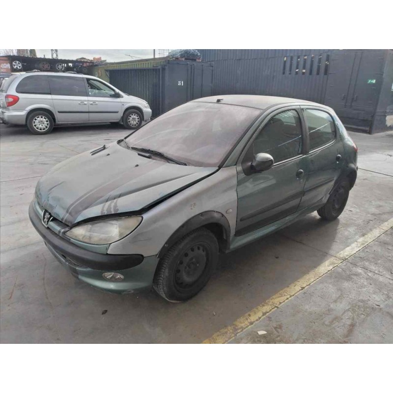 peugeot 206 berlina del año 2002