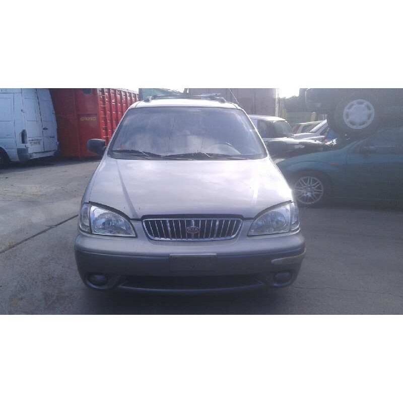 kia carens del año 2000