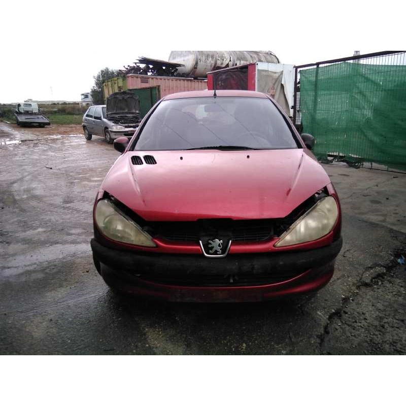 peugeot 206 berlina del año 2001
