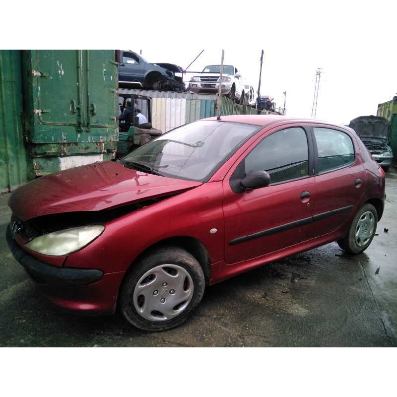 peugeot 206 berlina del año 2001