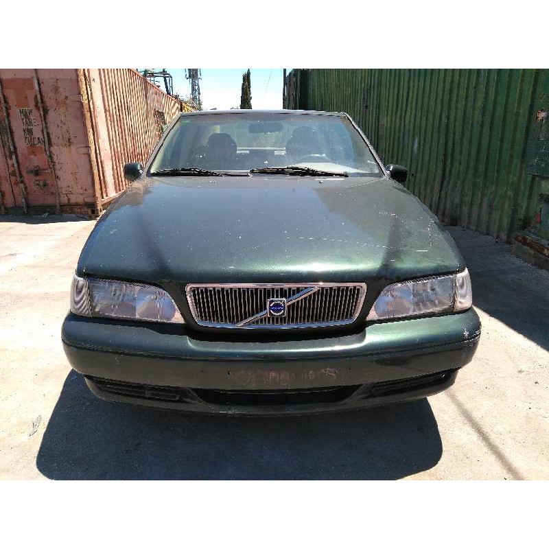 volvo s70 berlina del año 2000
