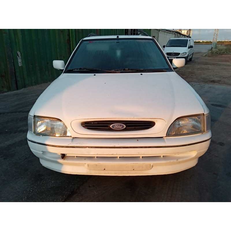 ford escort berlina/turnier del año 1993