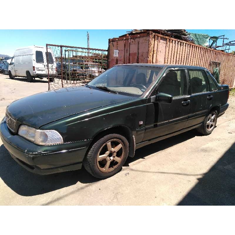 volvo s70 berlina del año 2000