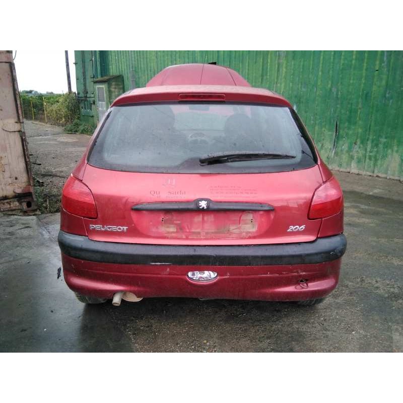 peugeot 206 berlina del año 2001