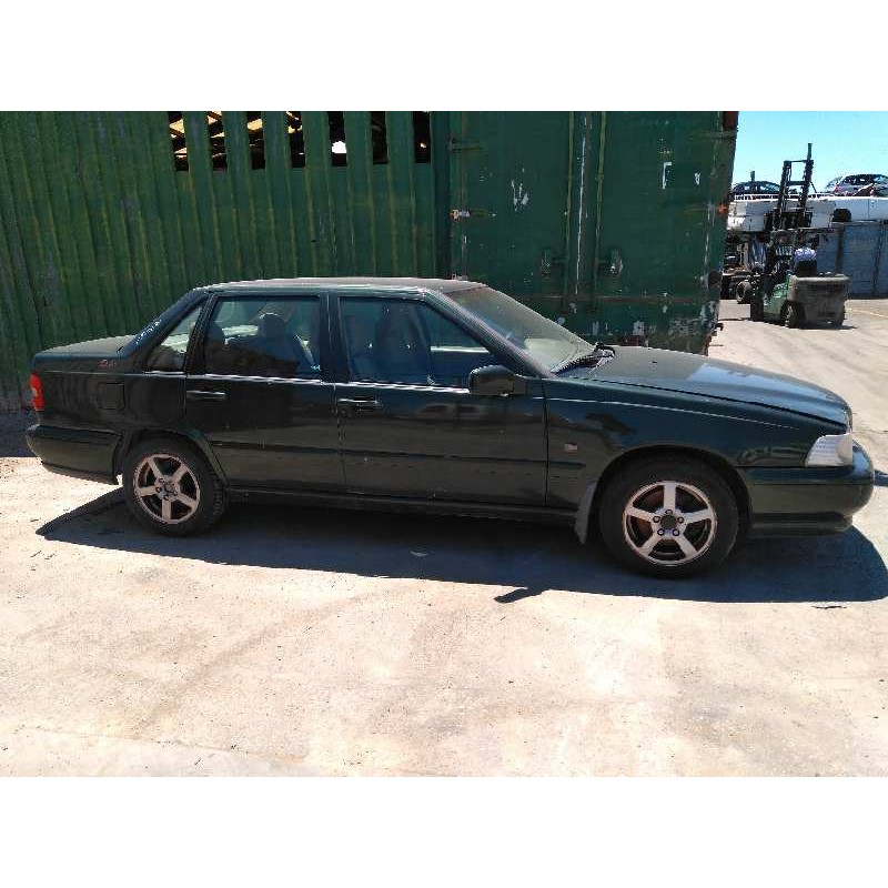volvo s70 berlina del año 2000