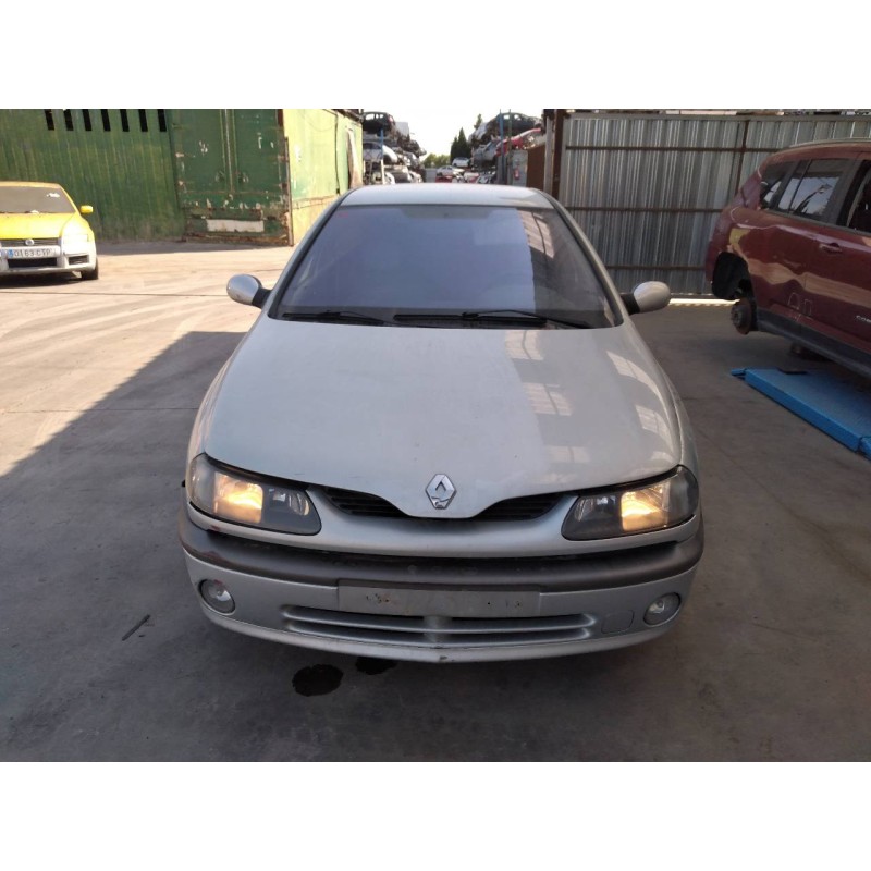 renault laguna (b56) del año 2000