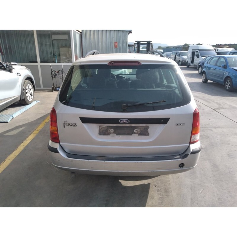 ford focus turnier (cak) del año 2004