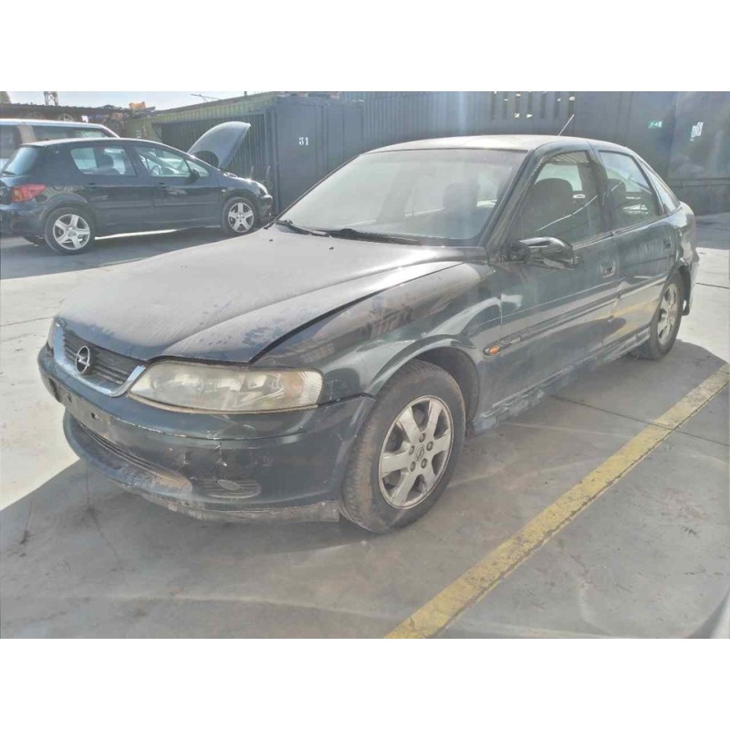 opel vectra b berlina del año 2001