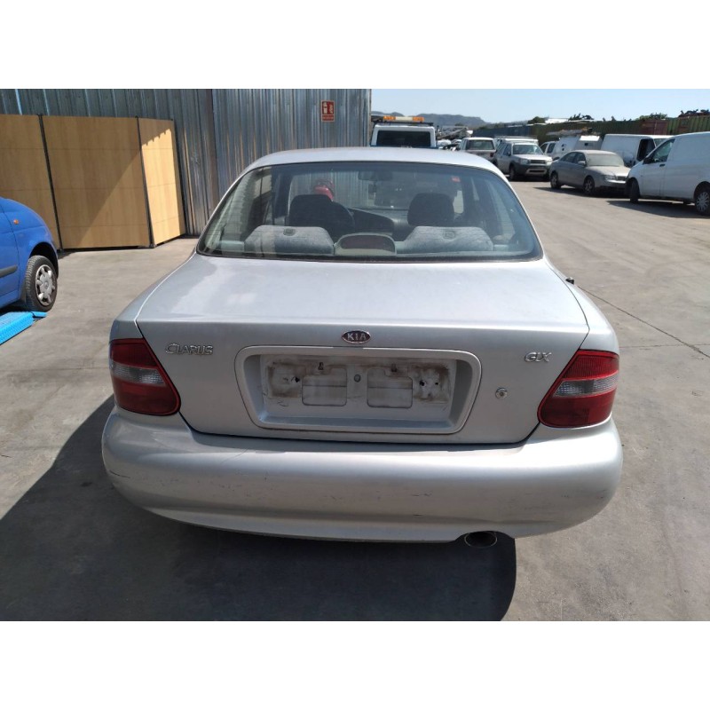 kia clarus del año 1999