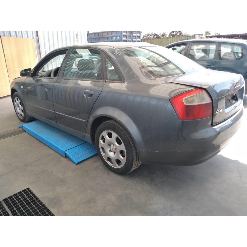audi a4 berlina (8e) del año 2001