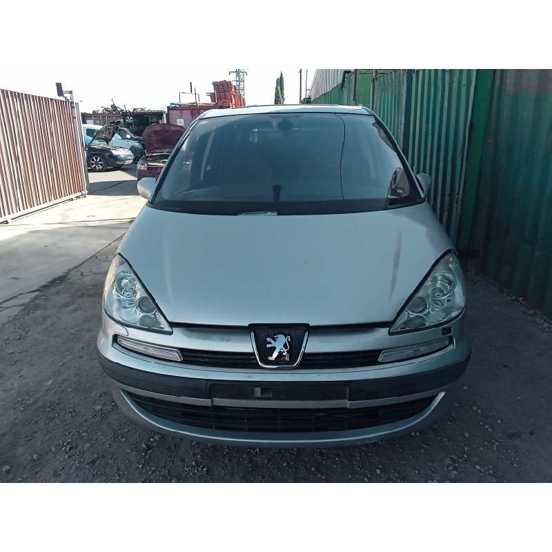 peugeot 807 del año 2003