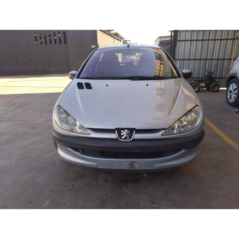peugeot 206 berlina del año 2003