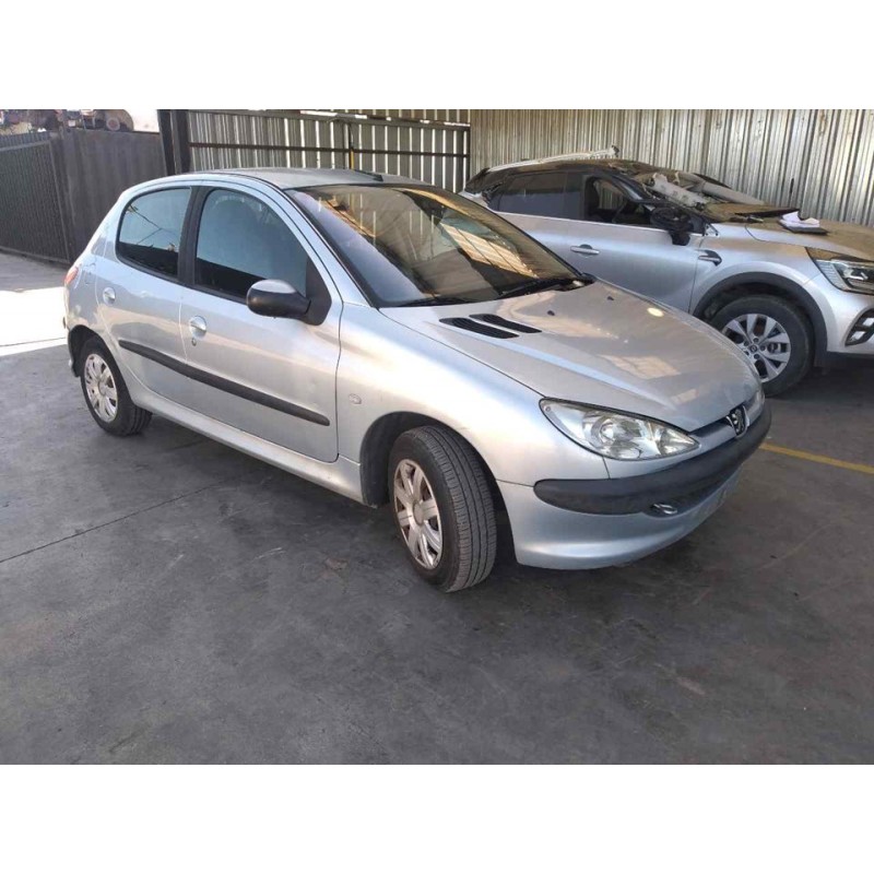 peugeot 206 berlina del año 2003