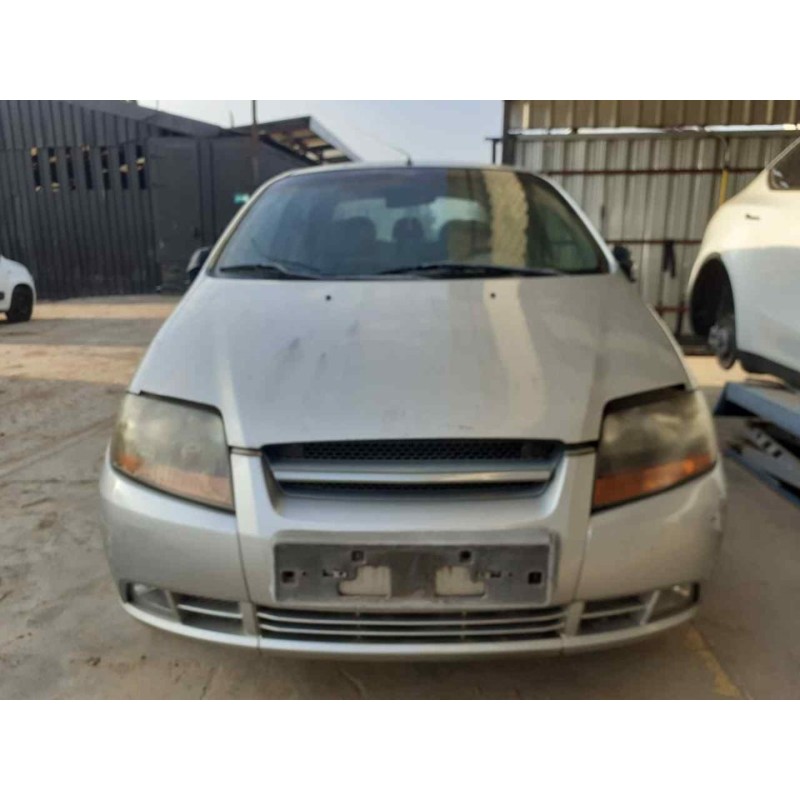 daewoo kalos del año 2004
