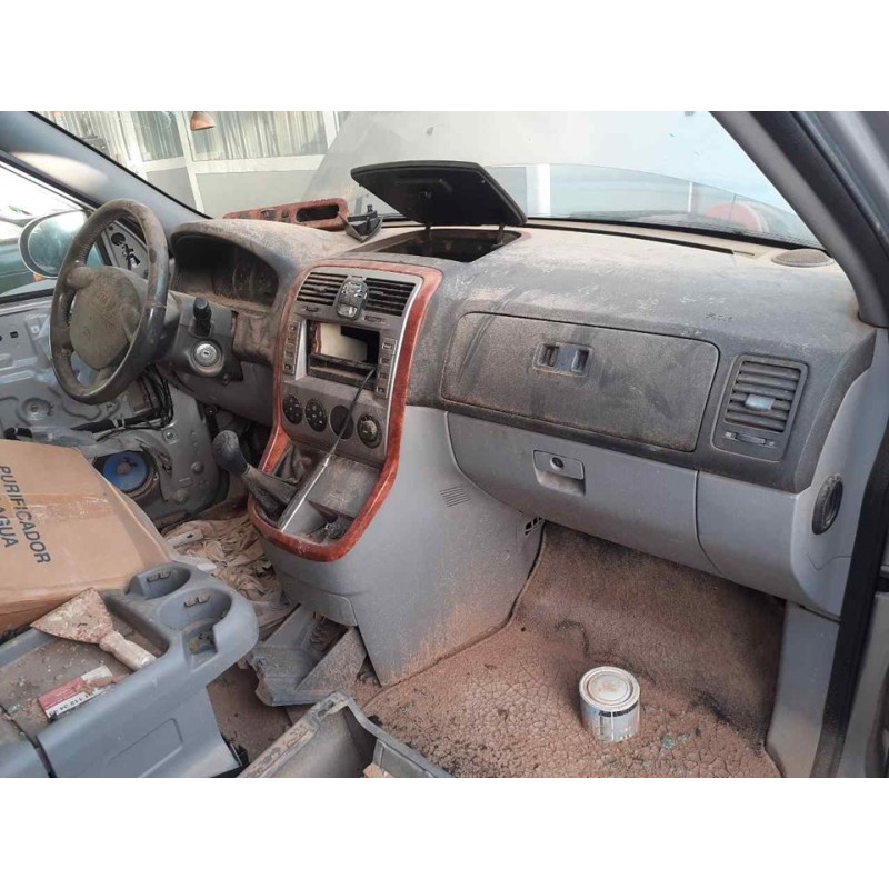 kia carnival ii del año 2004