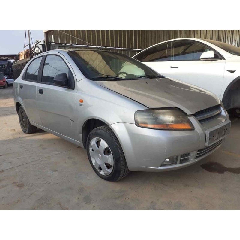 daewoo kalos del año 2004