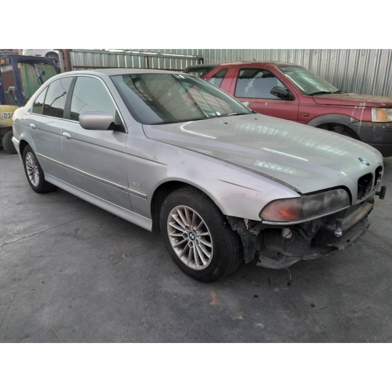bmw serie 5 berlina (e39) del año 2001