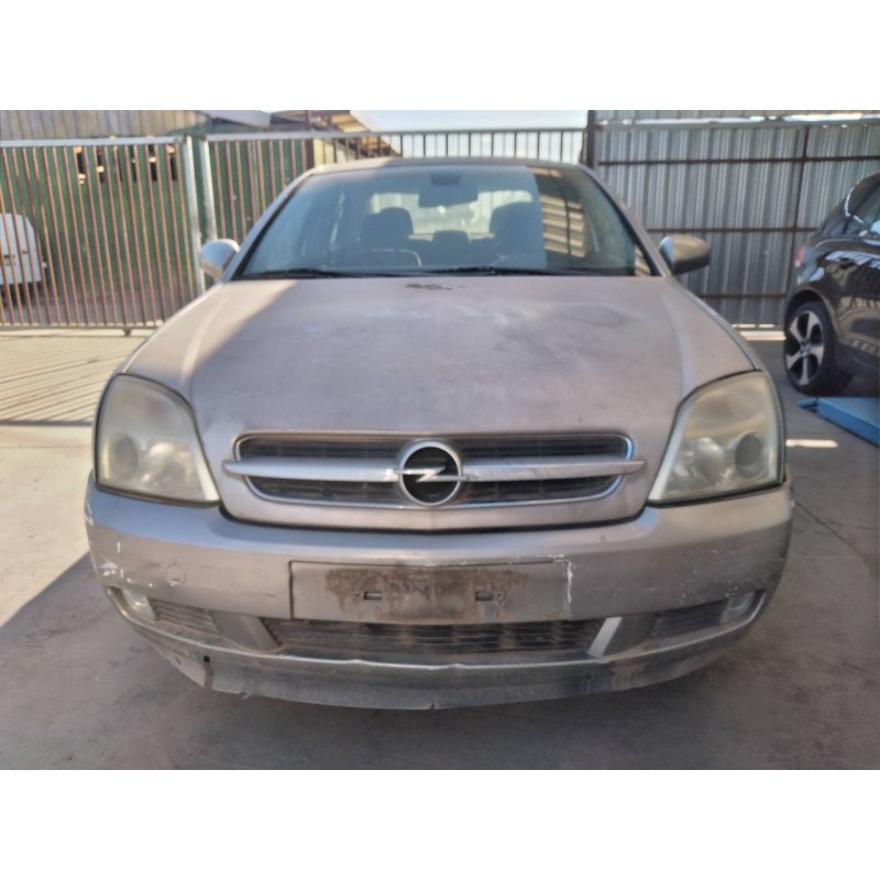 opel vectra c berlina del año 2002
