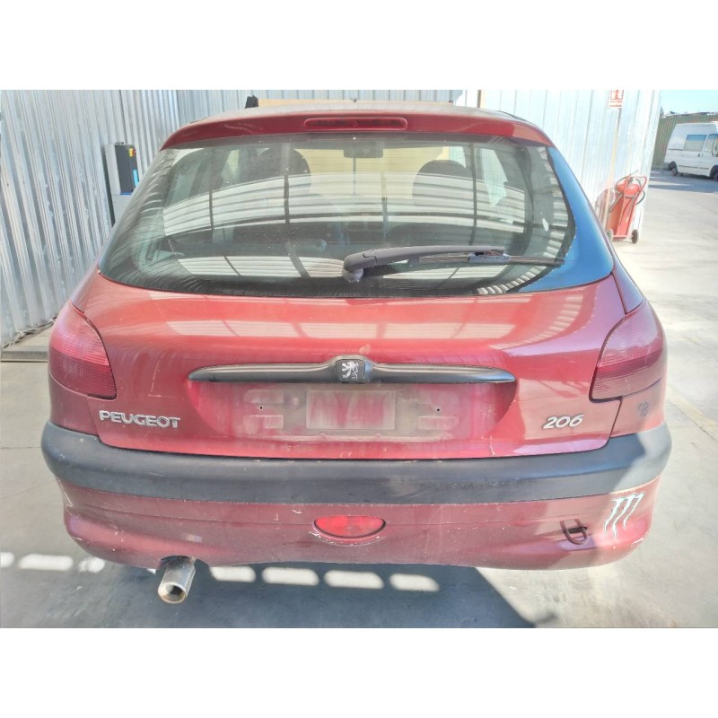 peugeot 206 berlina del año 2002