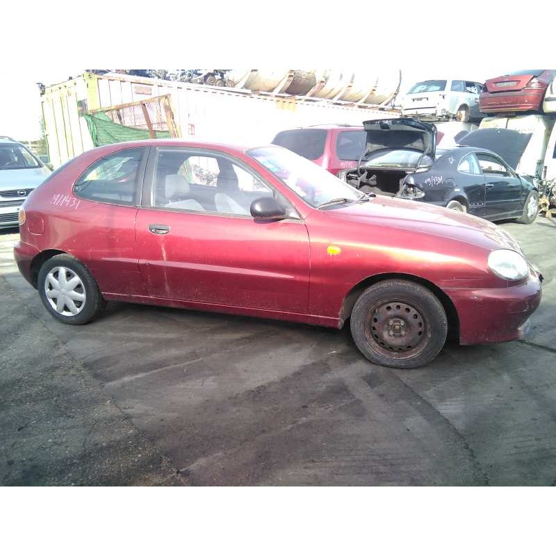 daewoo lanos del año 2000