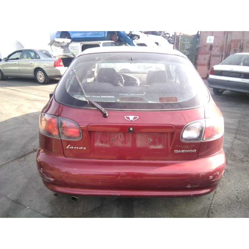daewoo lanos del año 2000