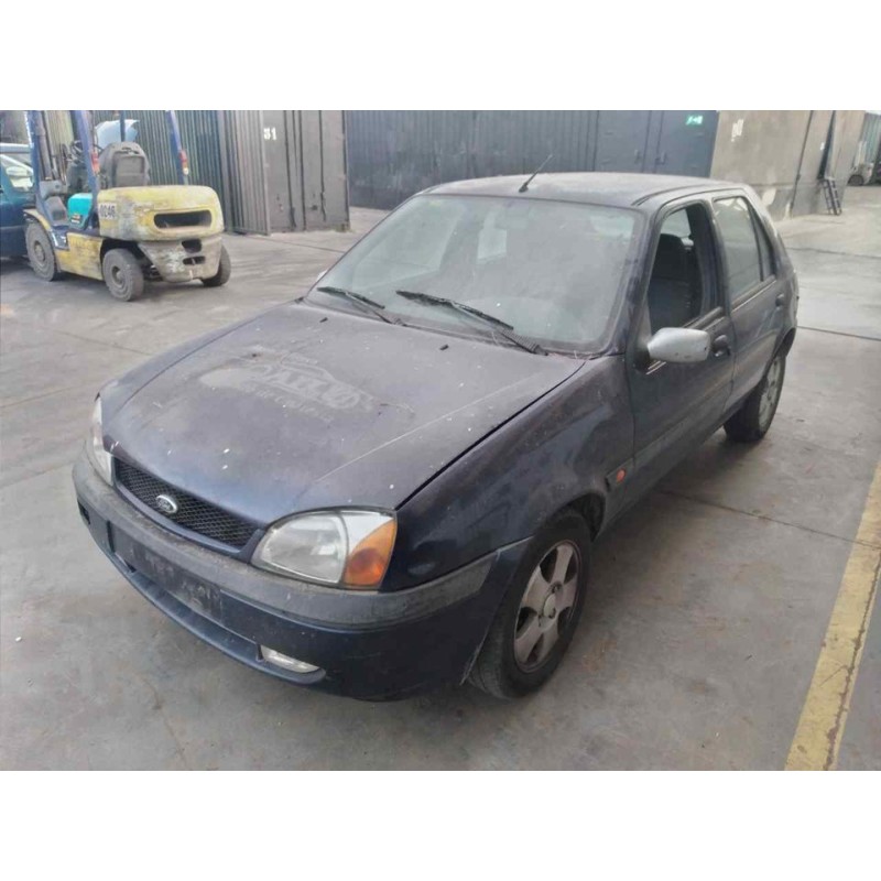 ford fiesta berlina (dx) del año 2001