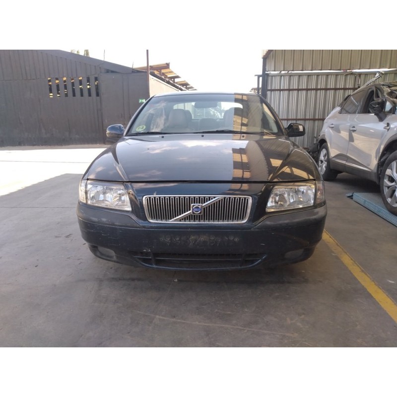 volvo s80 berlina del año 2002