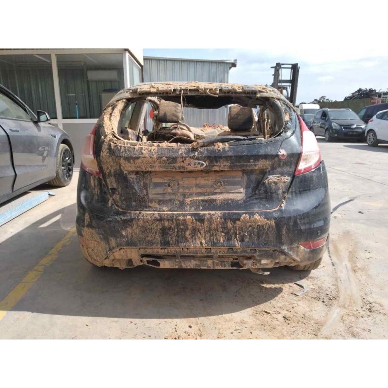 ford fiesta (ccn) del año 2013