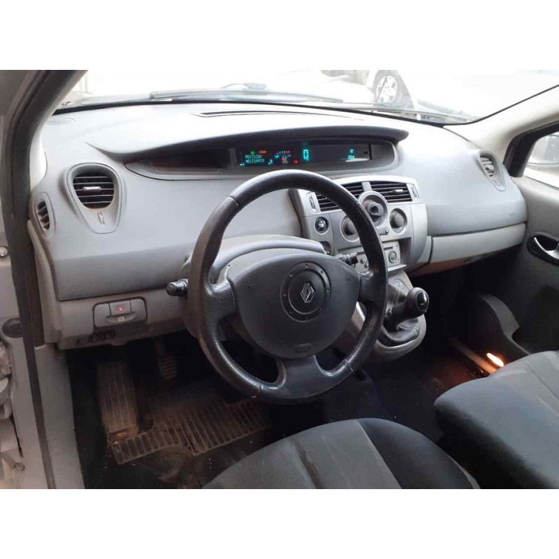 renault scenic ii del año 2005