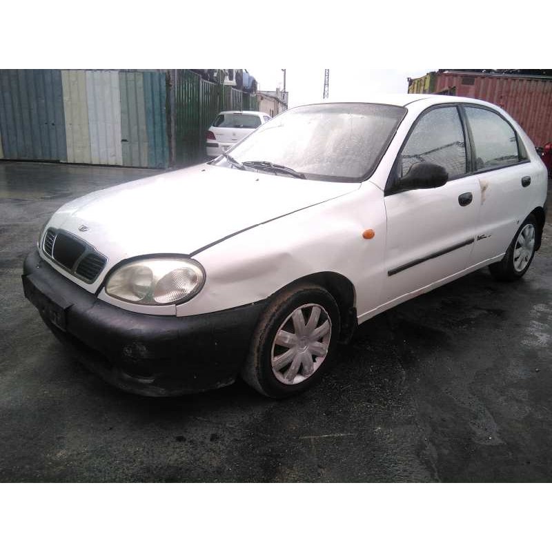 daewoo lanos del año 2002