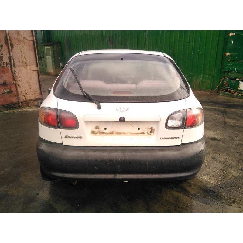 daewoo lanos del año 2002