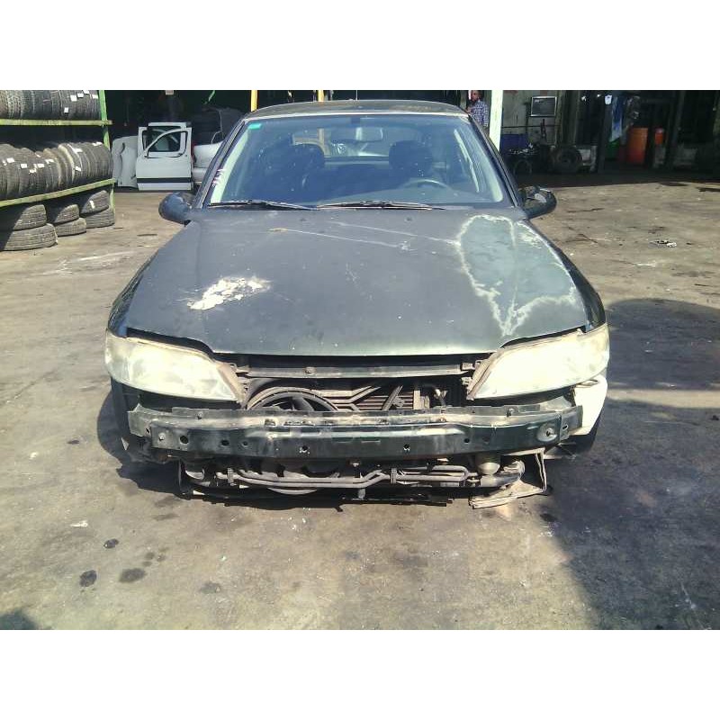 opel vectra b berlina del año 2001