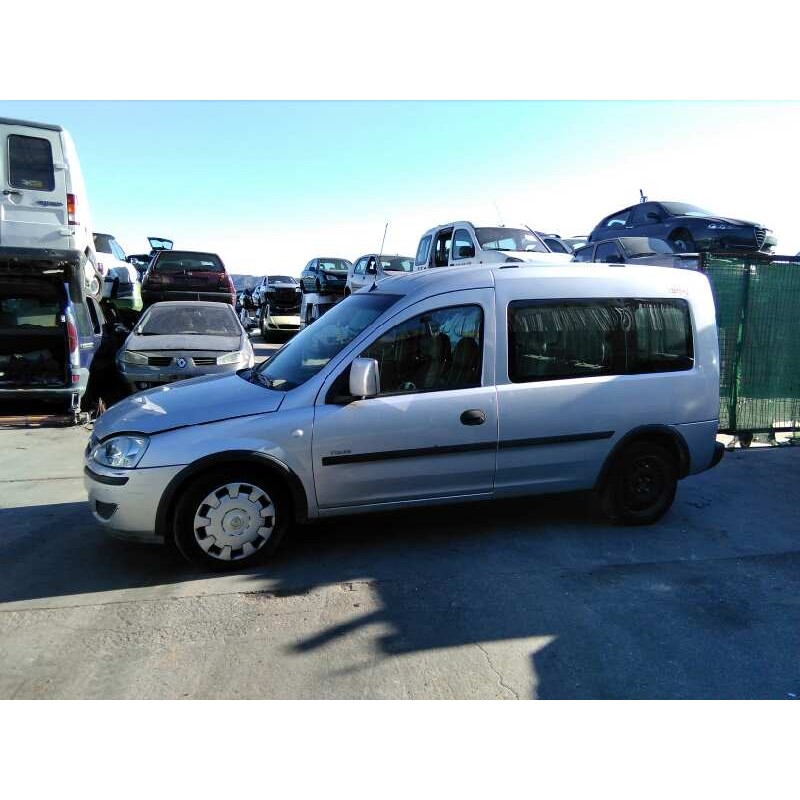 opel combo (corsa c) del año 2004