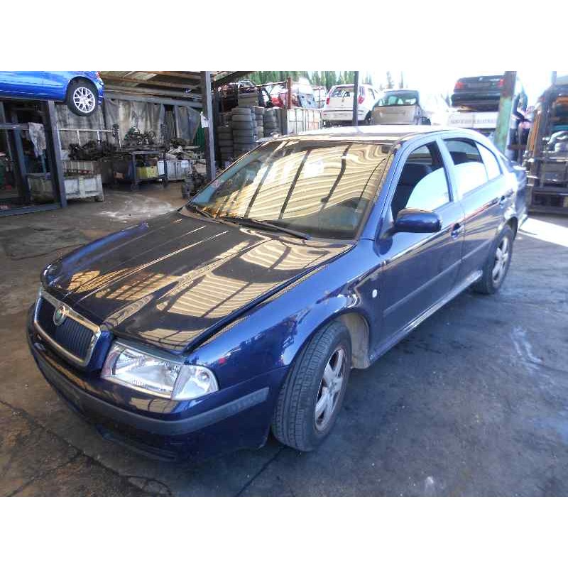 skoda octavia berlina (1u2) del año 2002