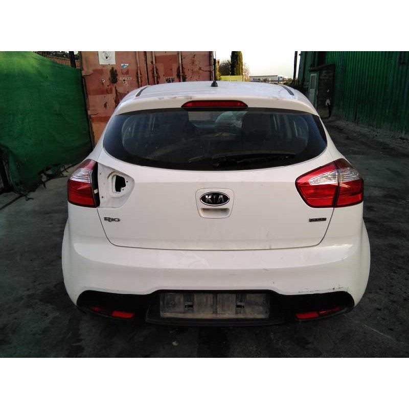 kia rio del año 2012