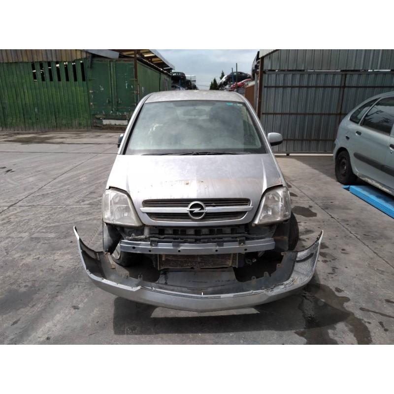 opel meriva del año 2004
