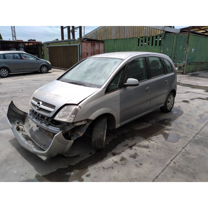 opel meriva del año 2004